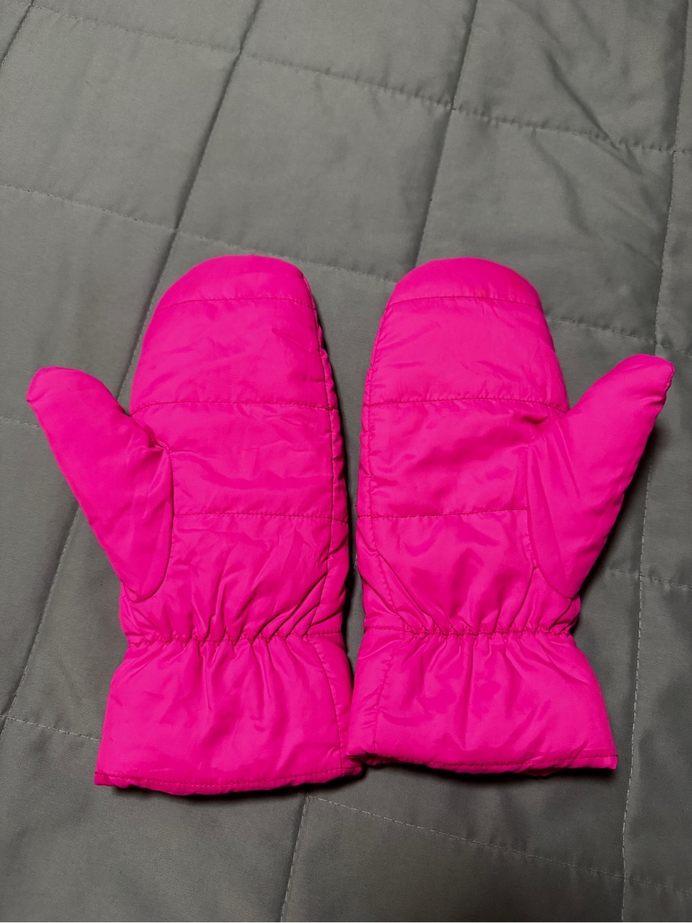 A New Day Pink Fleece Lined Insulated Women's Mittens One Size - Picture 2 of 5